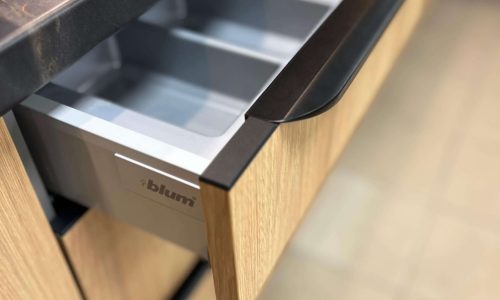 Plašās “Mono” virtuves mēbeļu izvēles iespējas Ventspilī – vairāk nekā 200 moduļu