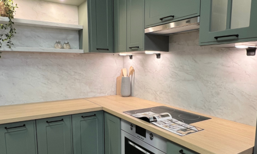 Funkcionāla virtuve MONO salvija