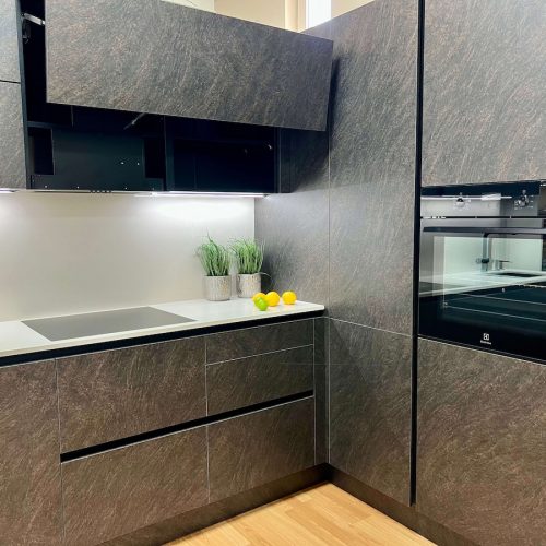 Premium virtuves mēbles
